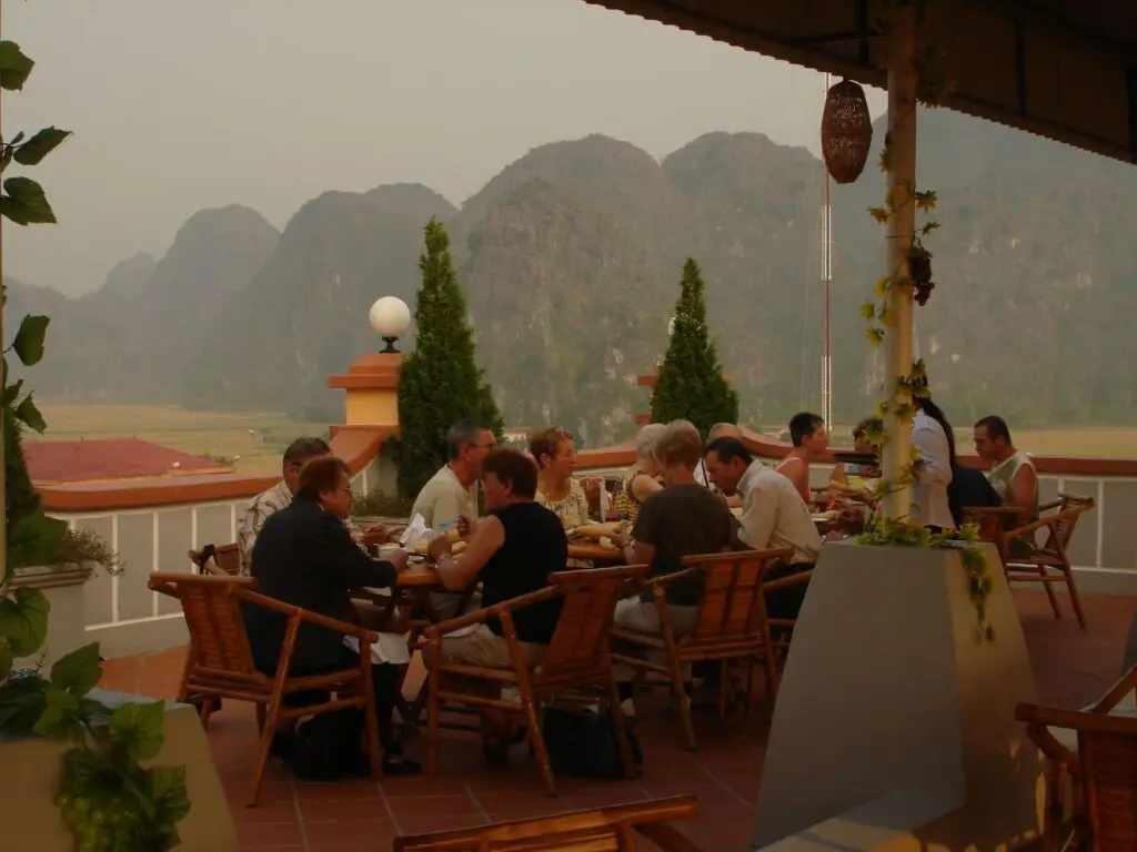 Хоа Лу: Yen Nhi Hotel Ninh Binh