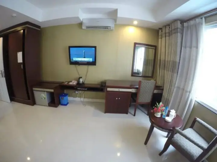 Хошимин: One World Hotel