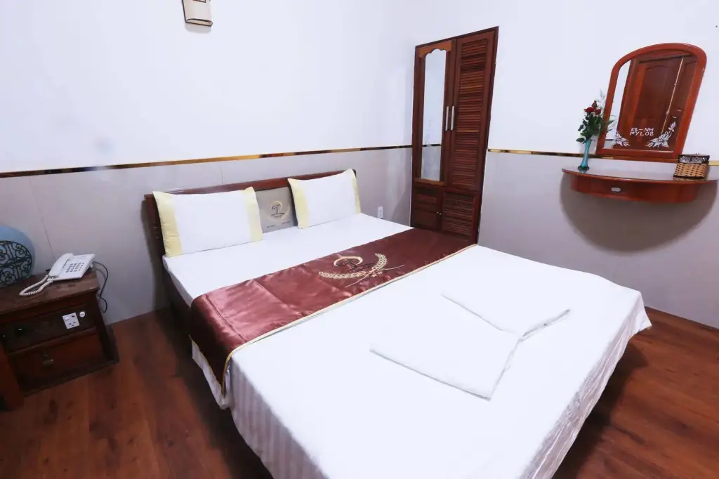 Хошимин: Pylos Hotel