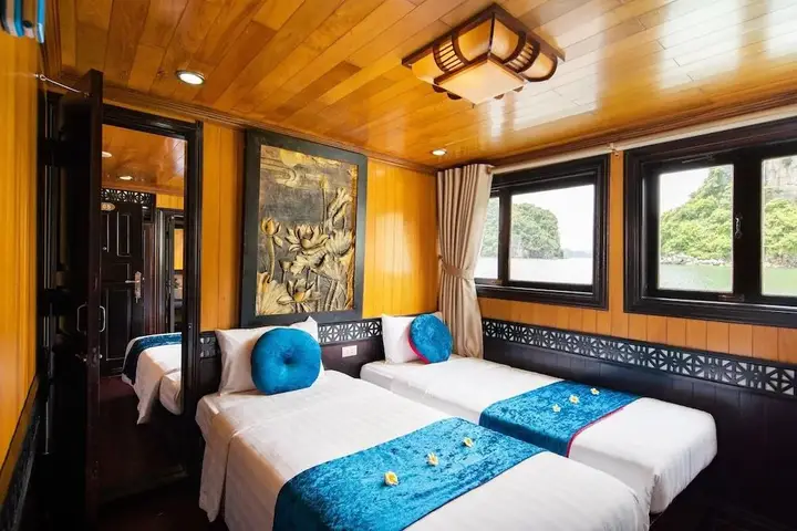 Халонг: Swan Cruises Halong