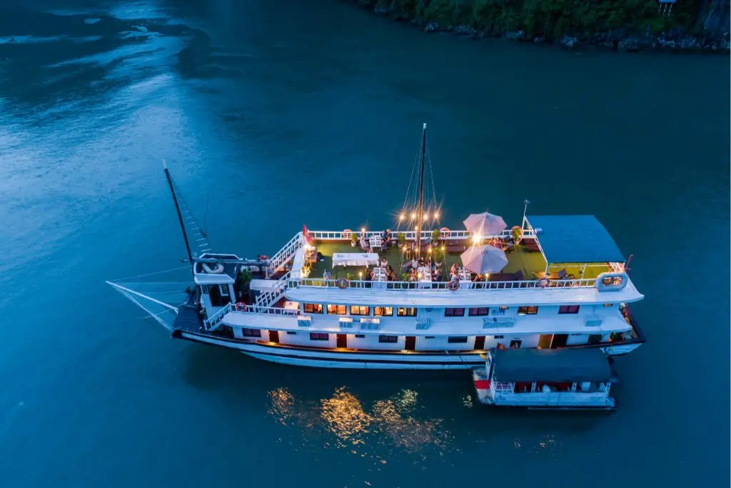 Swan Cruises Halong — фото 1