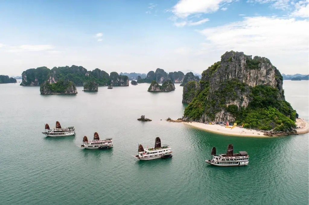 Халонг: Swan Cruises Halong