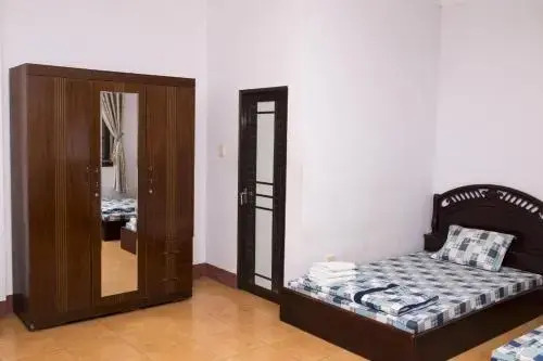 Биен-Хоа: Hung Hoa Vien