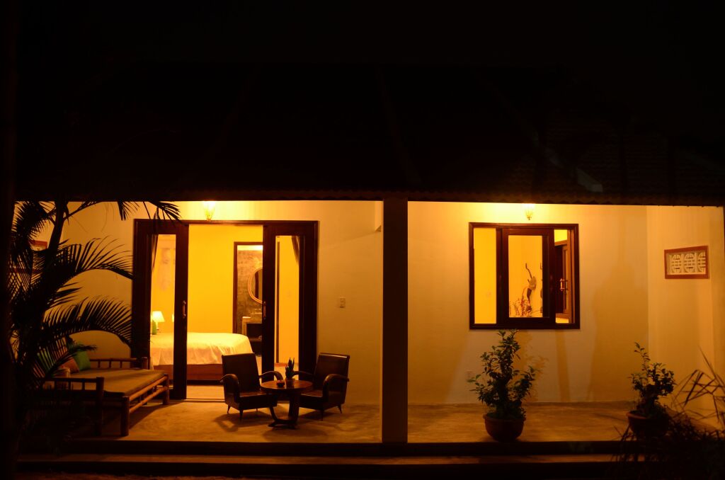 Хойан: Red Flower Cottages Homestay