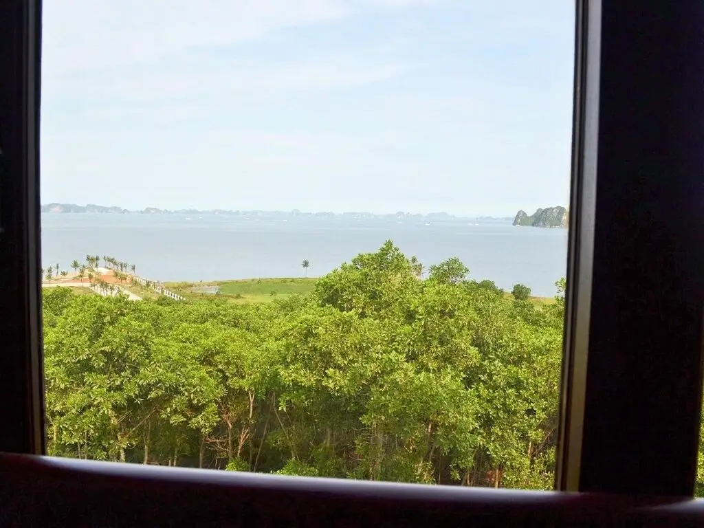 Халонг: Hoa Binh Ha Long Hotel