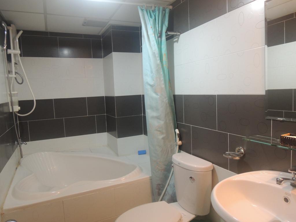 Чау-Док: Hue Binh Hotel Chau Doc