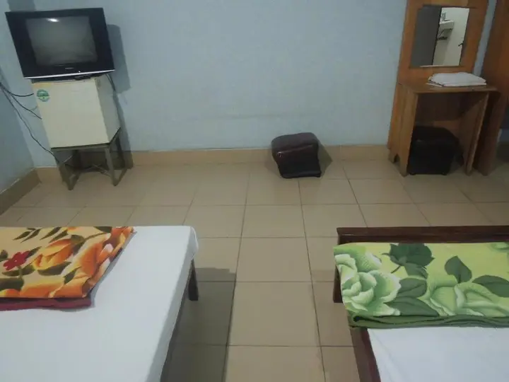 Чау-Док: Song Giang Hotel Ngoc Gia Trang