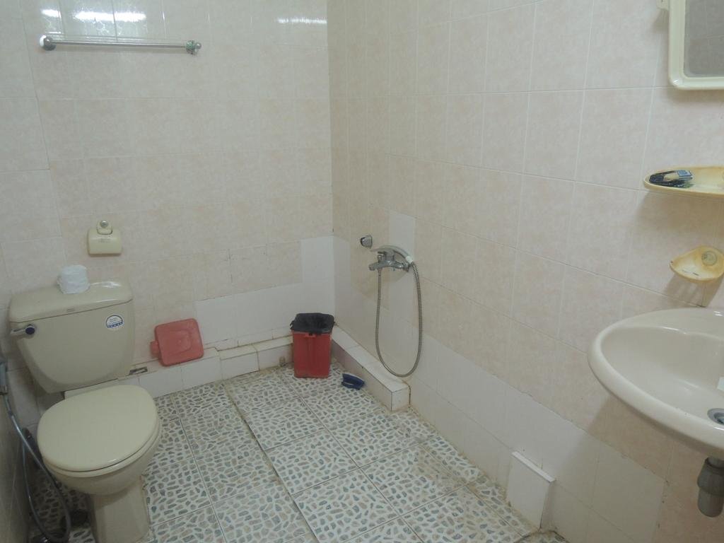 Чау-Док: Song Giang Hotel Ngoc Gia Trang