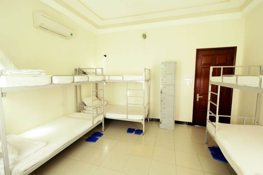 Дананг: Green Moon Beach Hostel