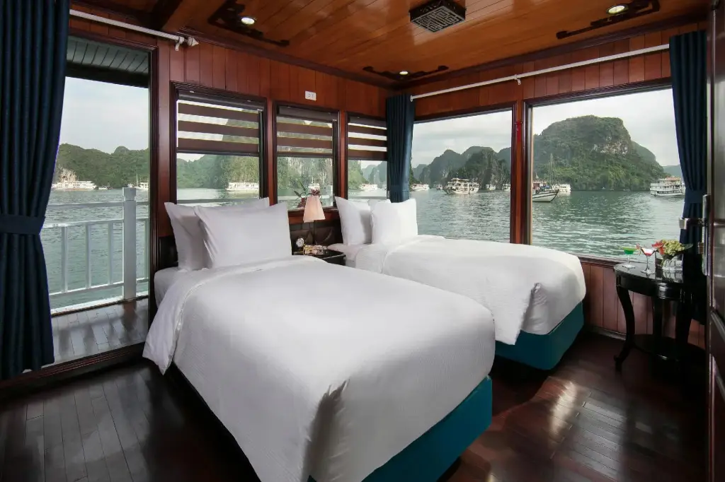 Flamingo Luxury Cruises — фото 1