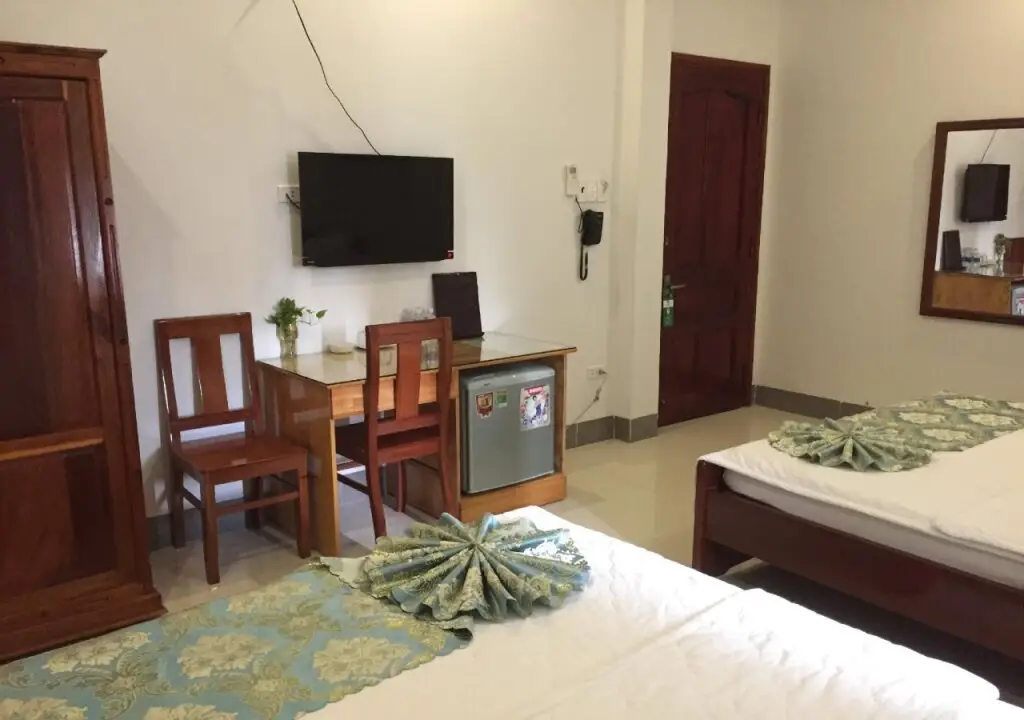 Ла-Джи: Minh Nhi Hotel