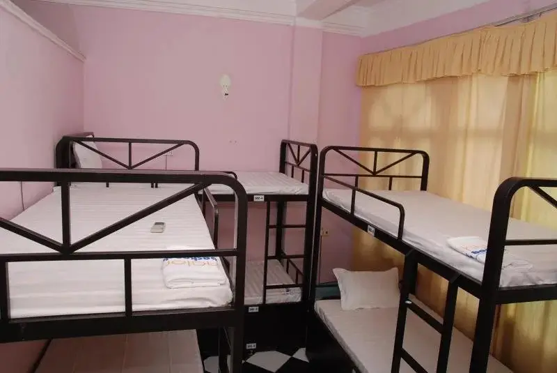 Халонг: Halong Backpacker Hostel