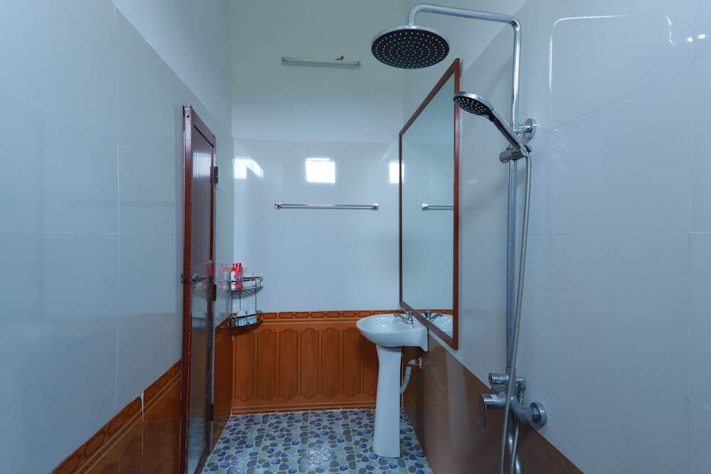 Фонг Ня: Green Riverside Cosy Home