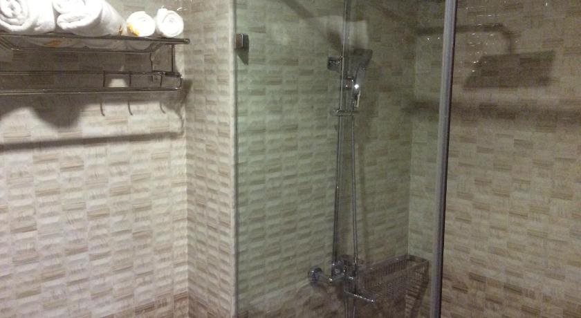 Шапа: New Sun Hotel
