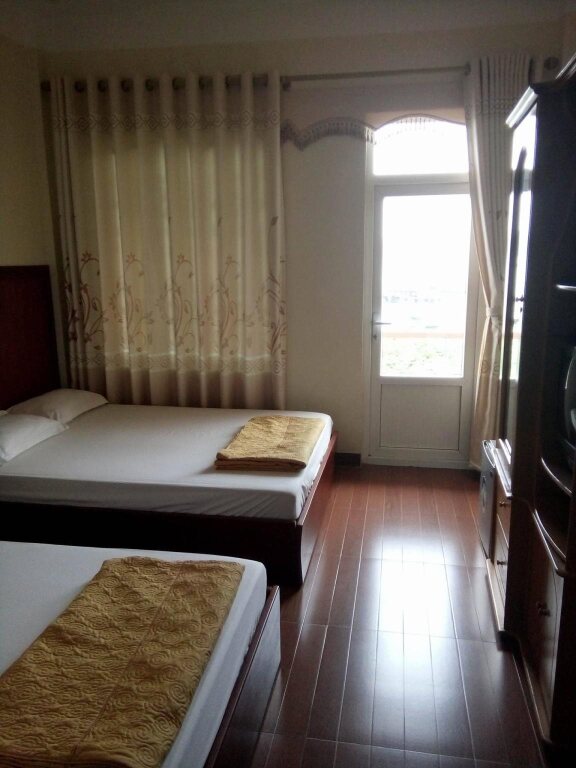 Хайфон: Sunset Hotel