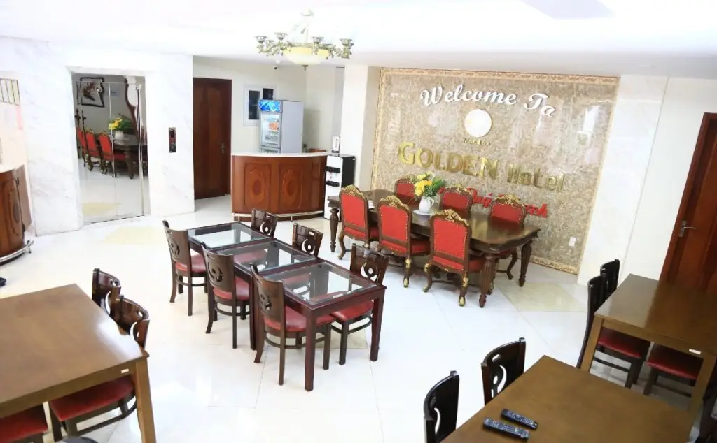 Хошимин: Golden Hotel