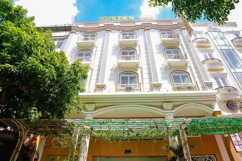 Golden Hotel — фото 1