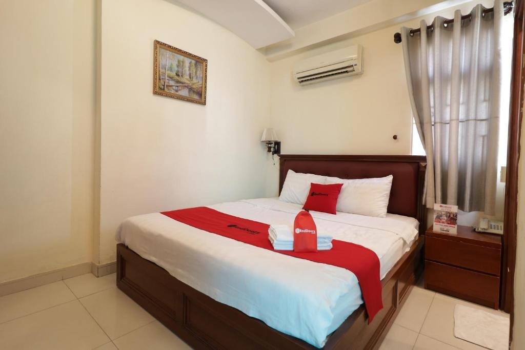 Хошимин: RedDoorz  Kim Dung Hotel