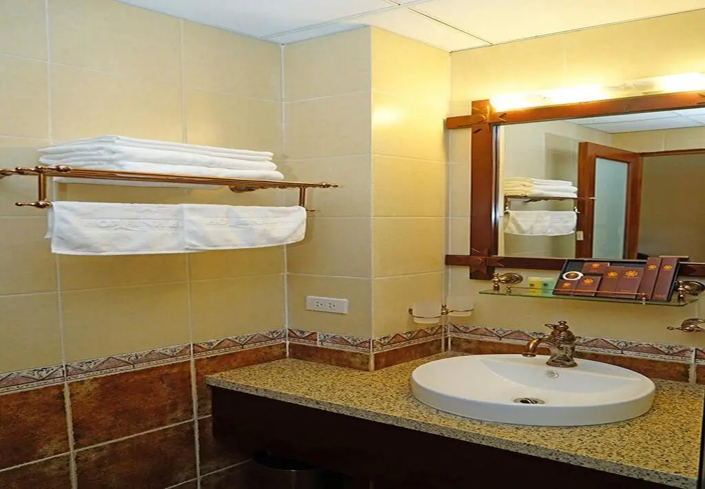 Хоабинь: Hoa Binh Hotel