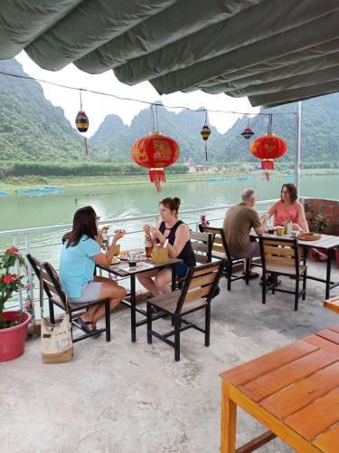 Фонг Ня: Song Que Homestay