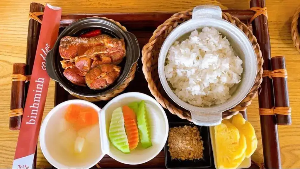 Лаокай: Sen Trang Hotel