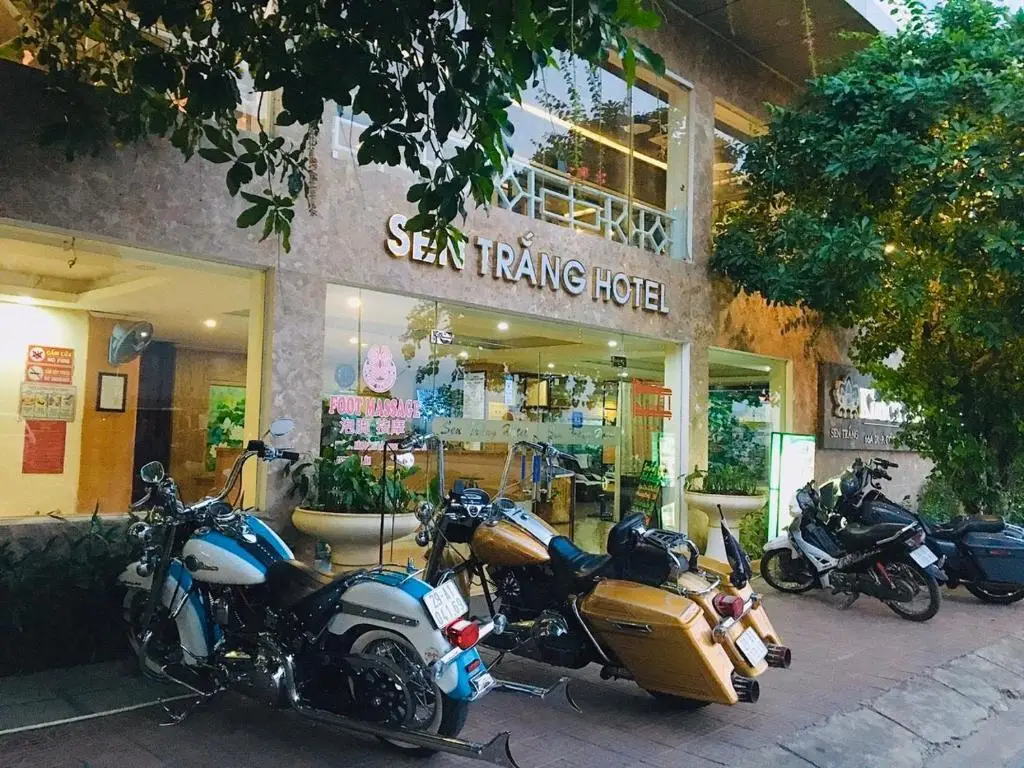 Лаокай: Sen Trang Hotel