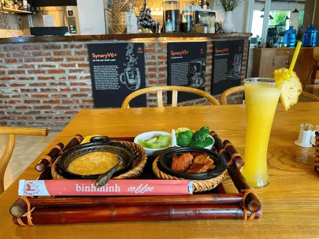 Лаокай: Sen Trang Hotel