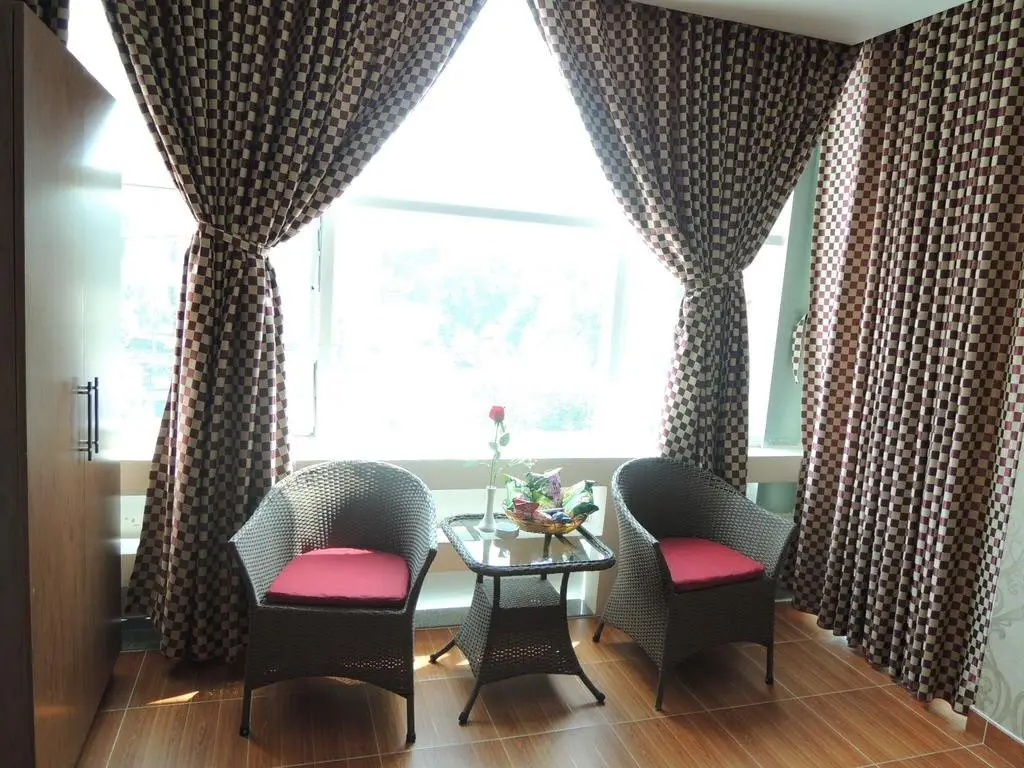 Хошимин: Louis Hotel