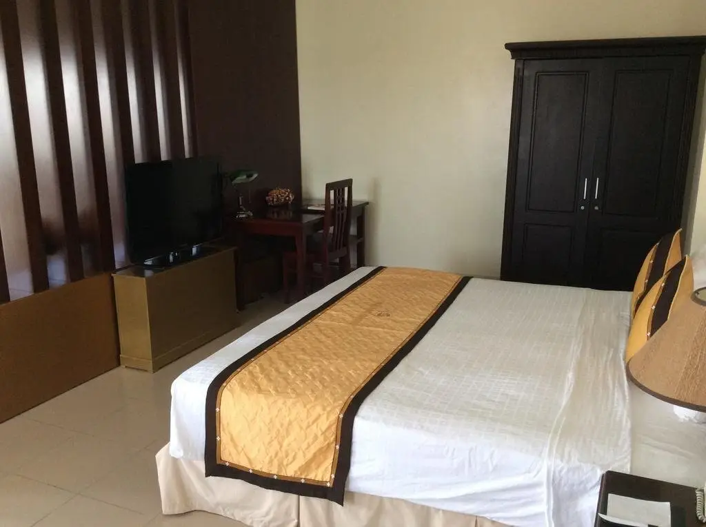Ниньбинь: Square Hotel