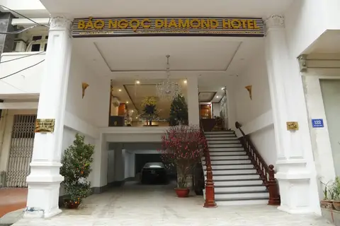 Bao Ngoc Diamond Hotel — фото 1