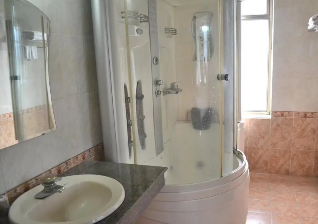 Халонг: Hoa Cuong Hotel