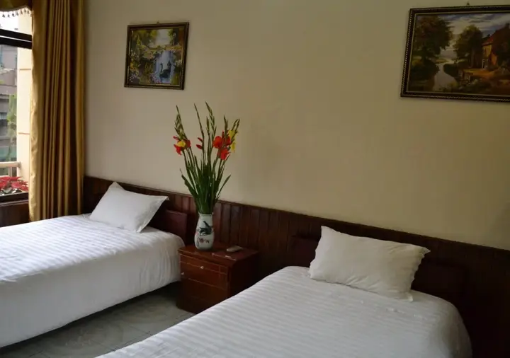 Халонг: Thuy Linh Hotel Halong