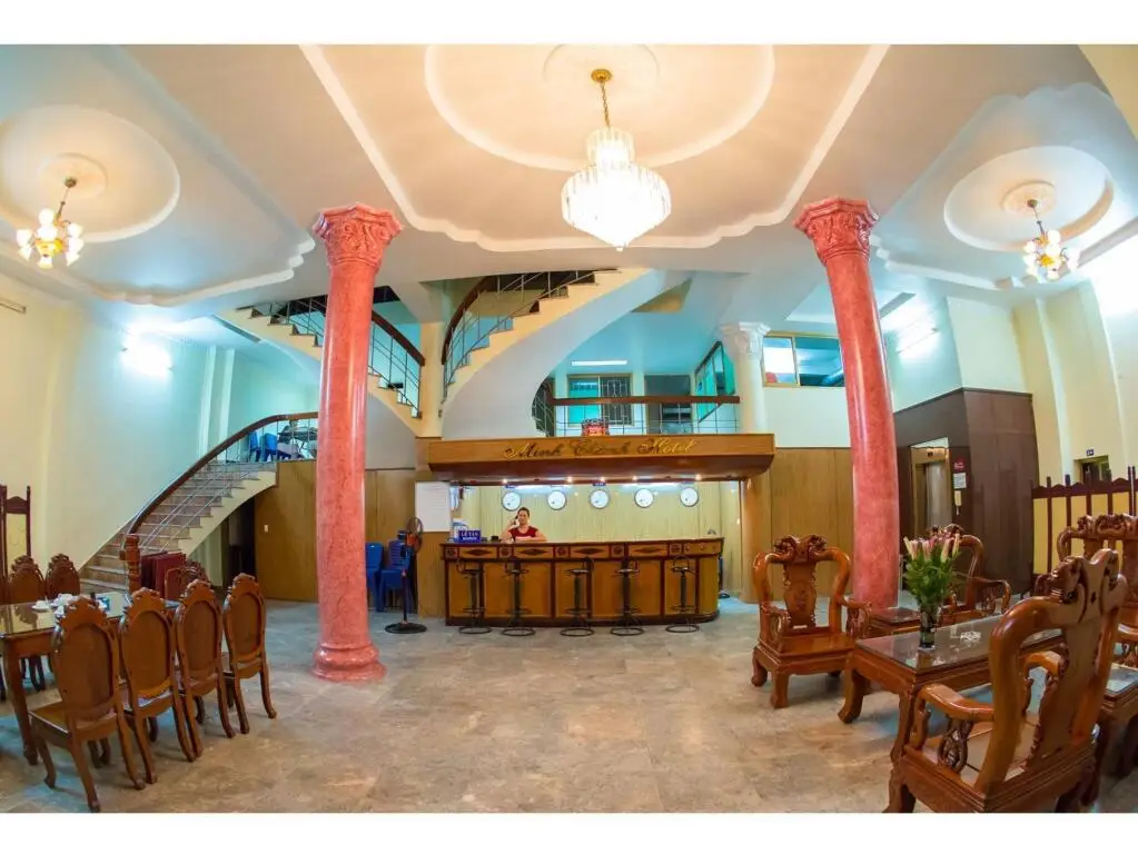 Халонг: Minh Thanh Hotel