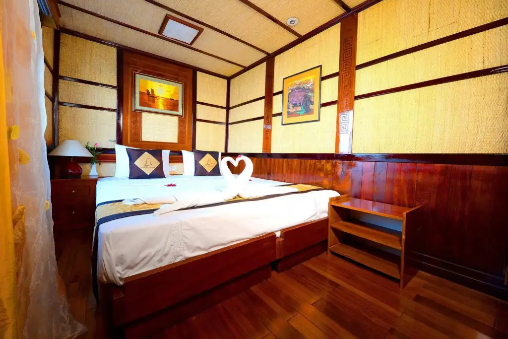 Imperial Classic Cruise Halong — фото 1