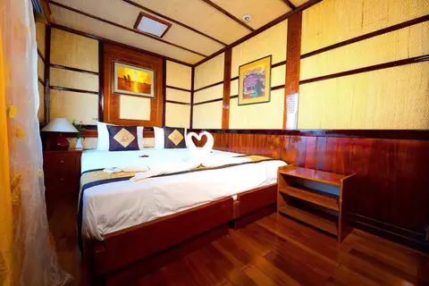 Imperial Classic Cruise Halong — фото 1