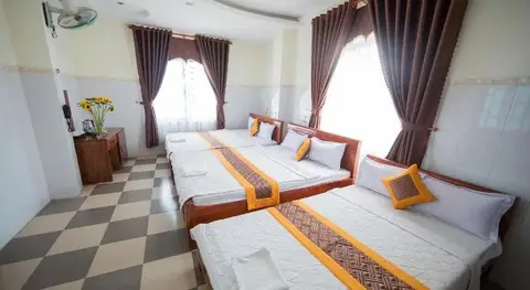 Ngoc Huong Hotel — фото 1