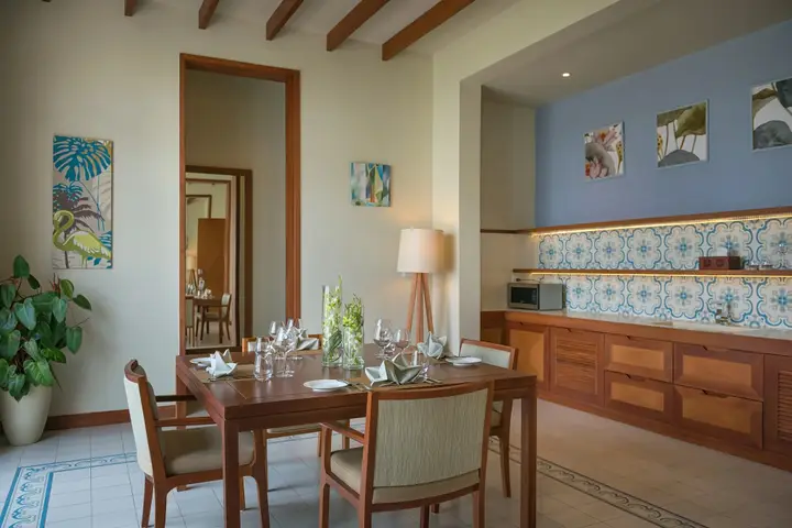 Шамшон: FLC Luxury Resort Samson