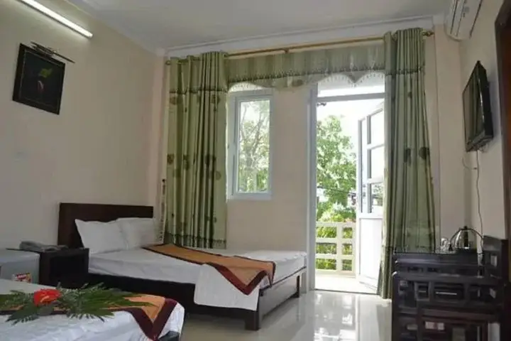 Шамшон: Sam Son Star Hotel