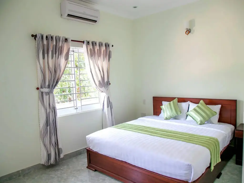 Фантхьет: Sydney Hotel