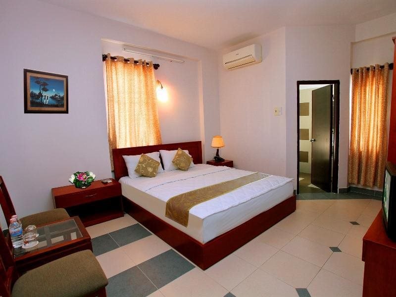 Нячанг: La Vie Hotel