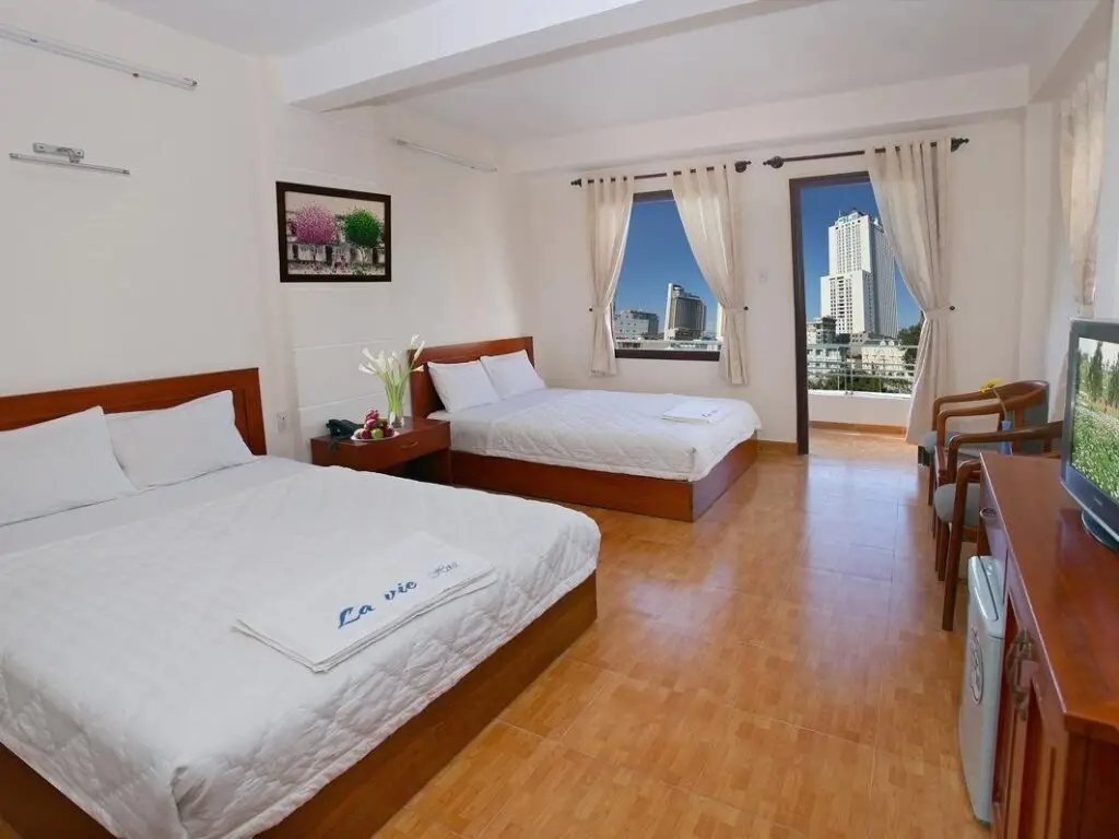 Нячанг: La Vie Hotel