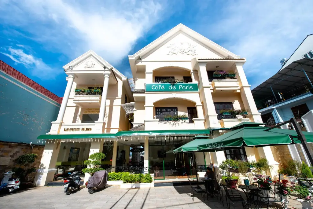 Le Petit Paris Hotel Dalat — фото 1