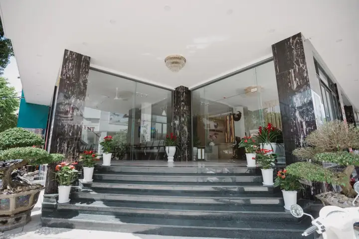 Буонматхуот: Hotel Ban Me Central