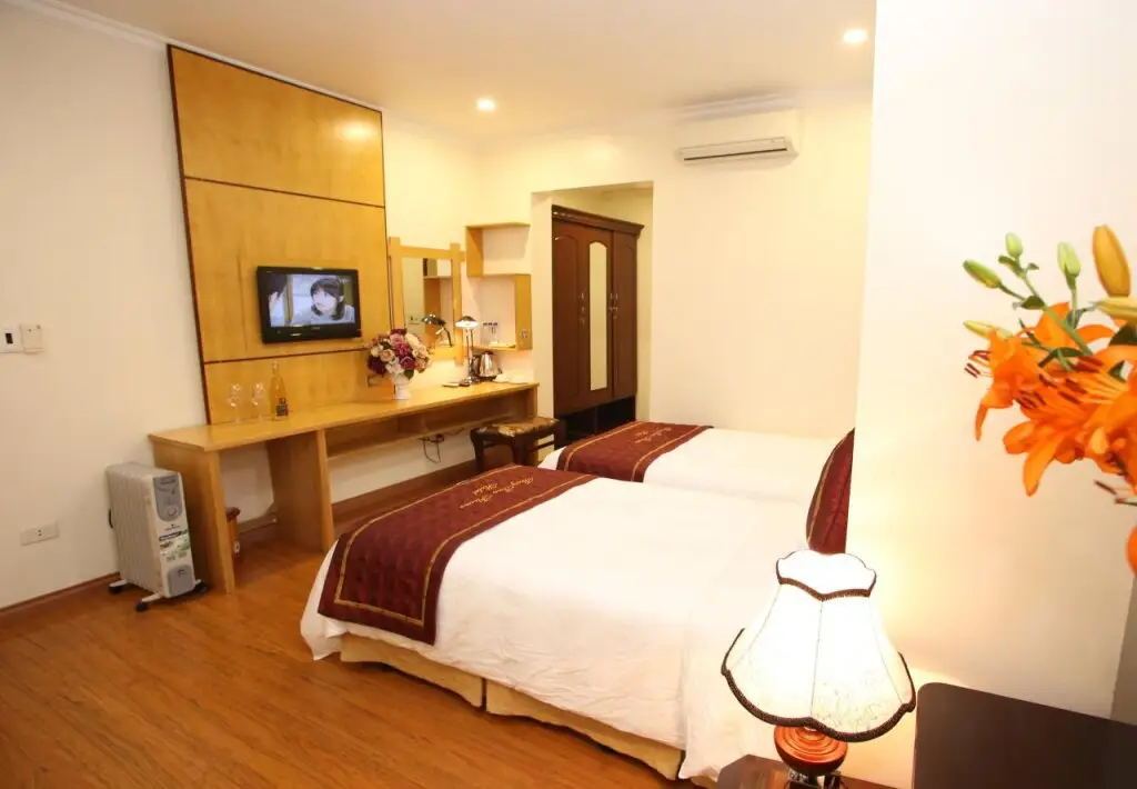 Хаулок: Hoa Thuy Tien Hotel