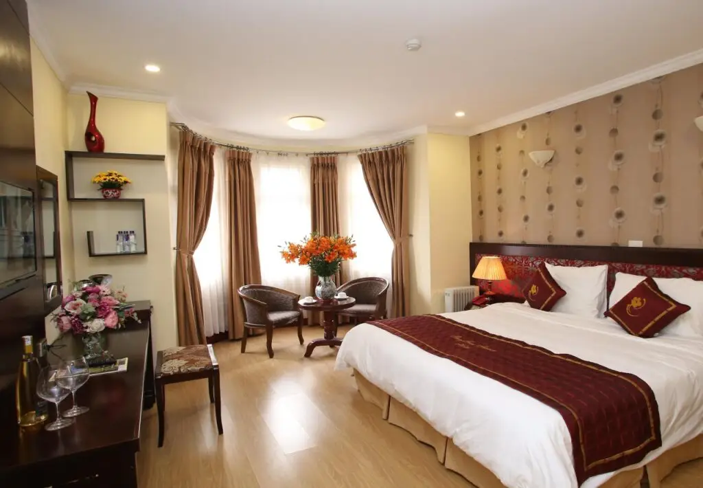Хаулок: Hoa Thuy Tien Hotel