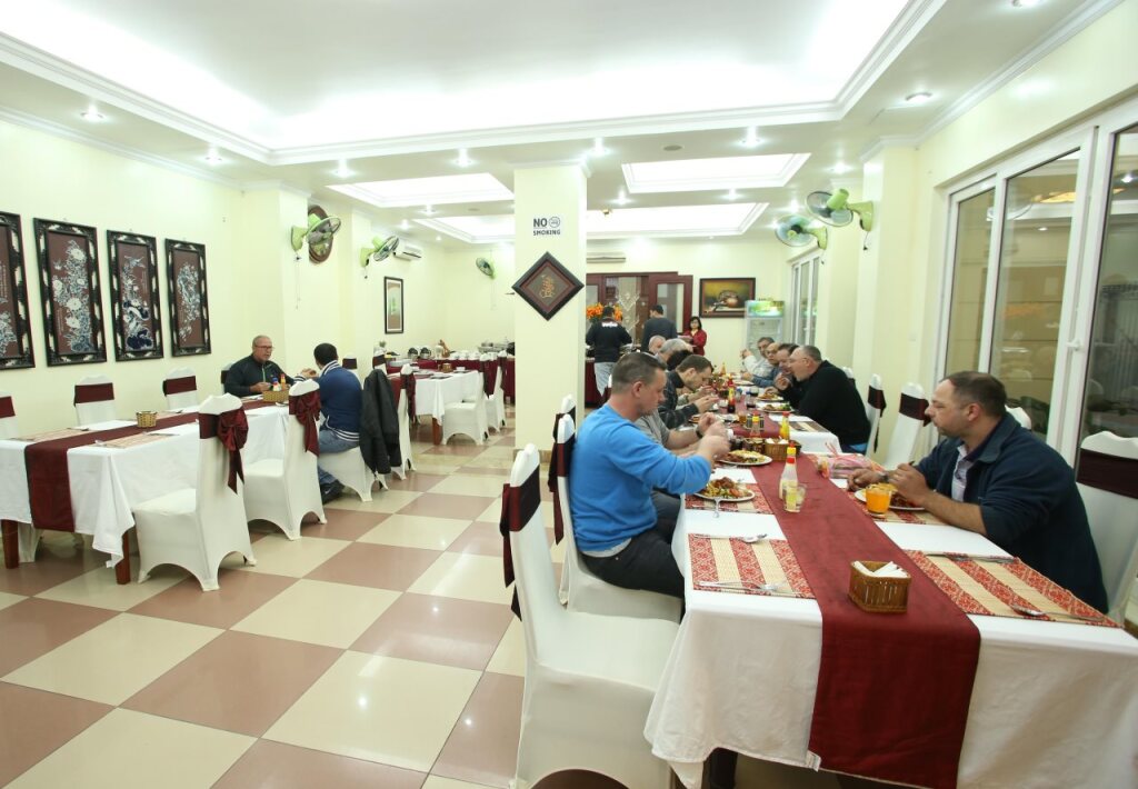 Хаулок: Hoa Thuy Tien Hotel