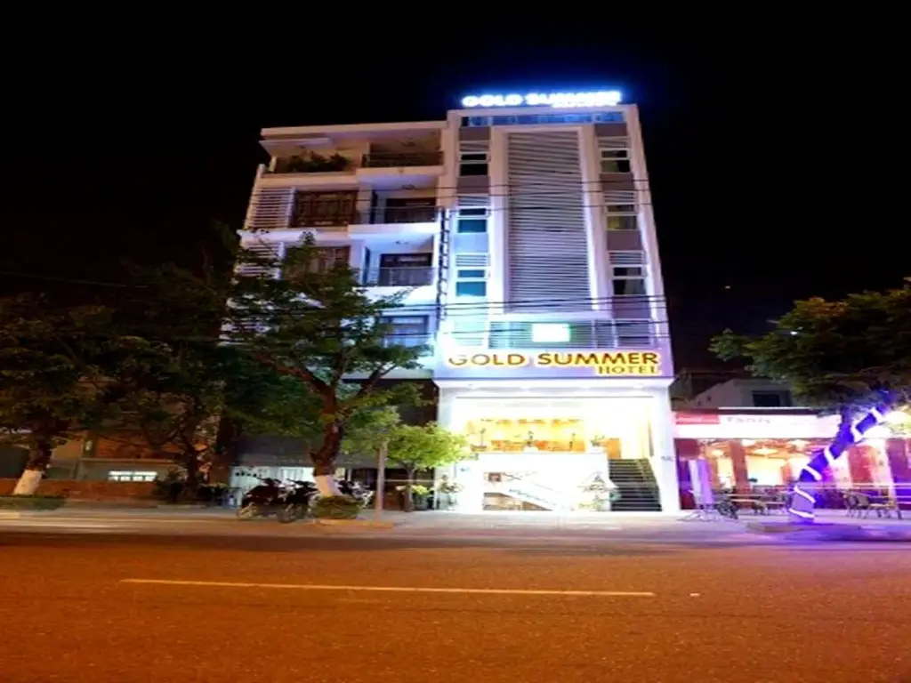 Gold Summer Hotel — фото 1
