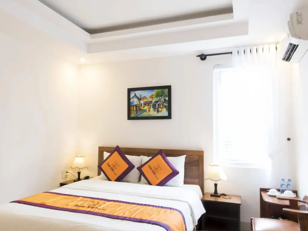 Дананг: ELC Beach Hotel