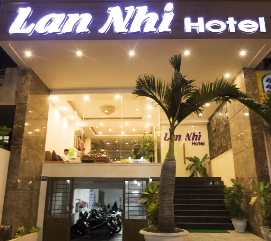 ELC Beach Hotel — фото 1