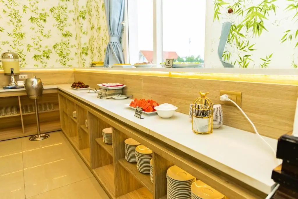 Буонматхуот: Hoang Loc Hotel